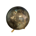 Labradorit Kugel – Schimmernder Begleiter für Raum & Wohlgefühl