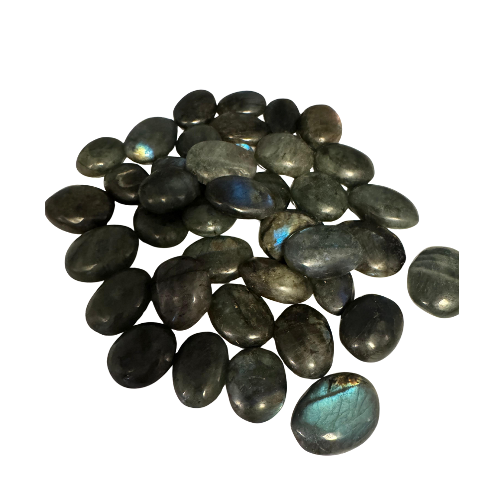 Schwarzer Labradorit Trommelstein