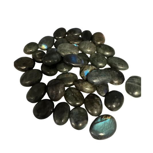 Schwarzer Labradorit Trommelstein