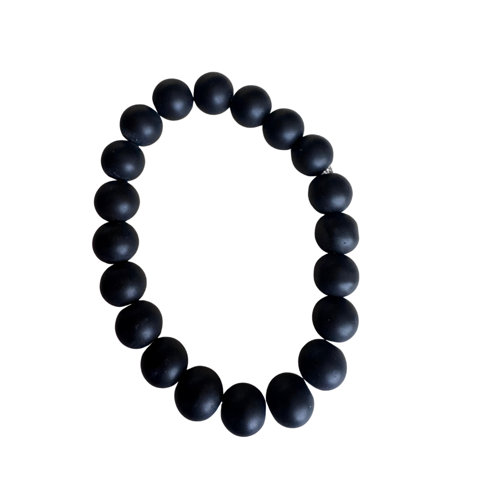 Armband Onyx matt – Sanfter Begleiter für Alltag & Wohlgefühl